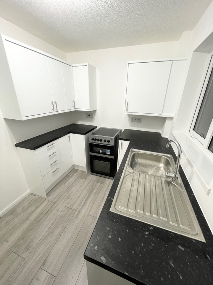 Brentry, Bristol 2 Bed End Terrace, Pine Road, BS10 To Rent Now for