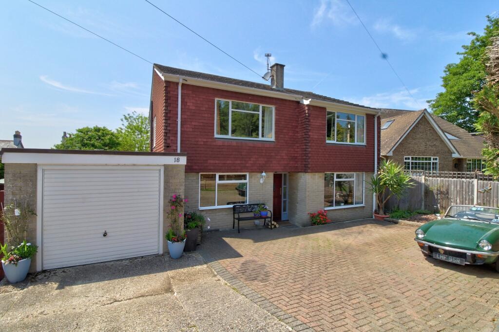 Camberley 4 Bed Detached House, Heatherley Road, GU15 To Rent Now