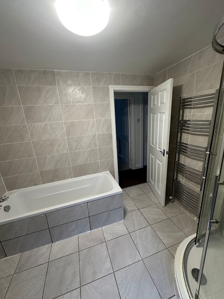 Treherbert, Treorchy 2 Bed Terraced House, Baglan Street, CF42 To