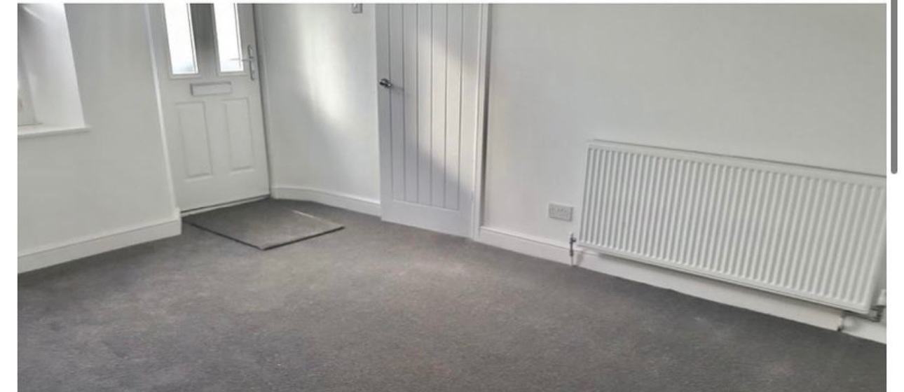 Hoyland, Barnsley 2 Bed Terraced House, Princess Street, S74 To