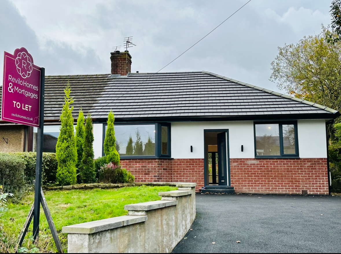 Darwen 3 Bed Bungalow, Bog Height Road, BB3 To Rent Now for £1,050.00 p/m