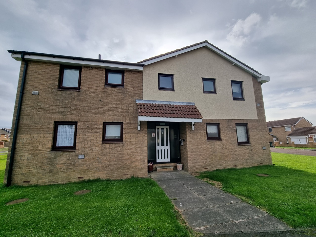 Wallsend 1 Bed Flat, Hadrian Lodge West, NE28 To Rent Now for £450.