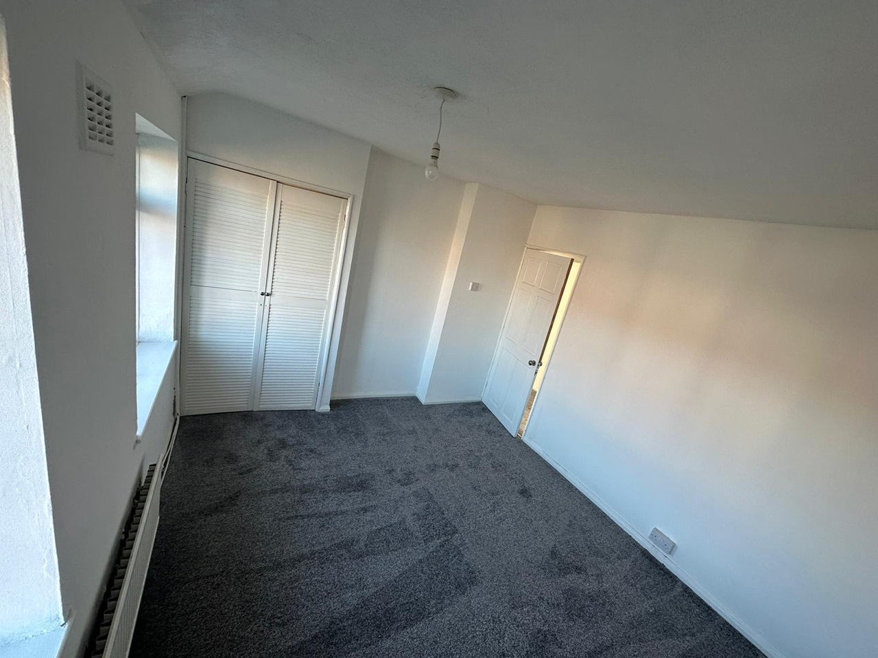 Northwich 2 Bed Flat, Coronation Grove, CW8 To Rent Now for £800.00 p/m