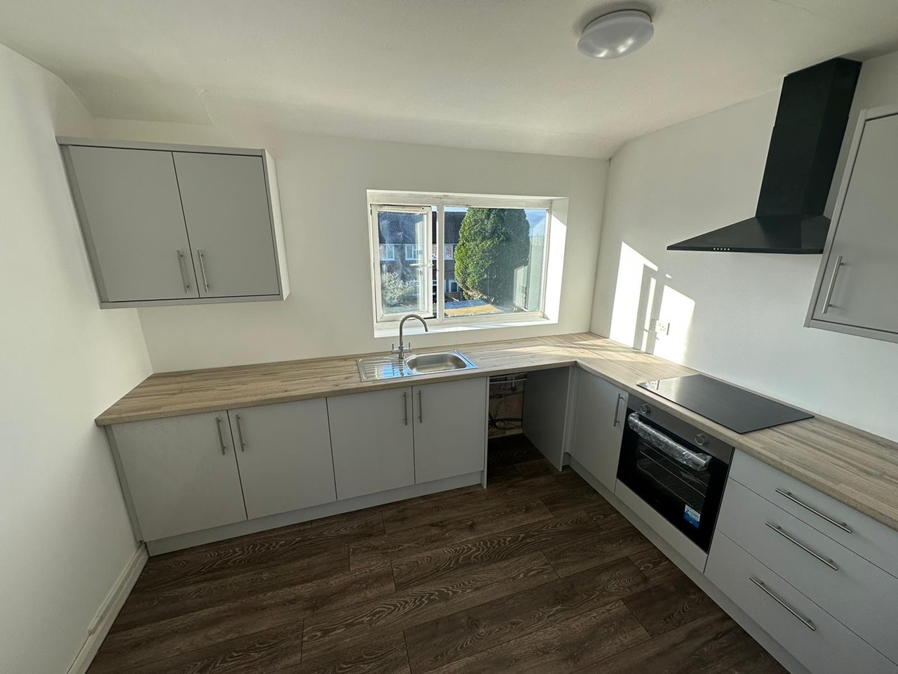 Northwich 2 Bed Flat, Coronation Grove, CW8 To Rent Now for £800.00 p/m