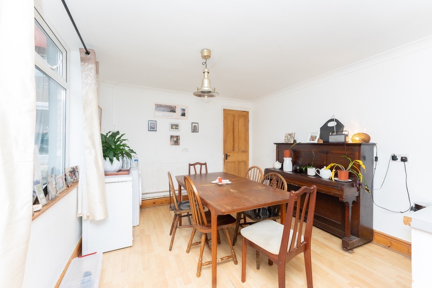 Liverpool Room in a Shared House, Ampthill Road, L17 To Rent Now