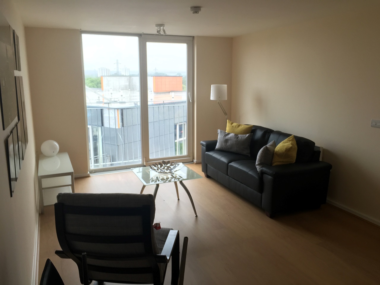 Manchester 1 Bed Flat, Stillwater Drive, M11 To Rent Now for £935.