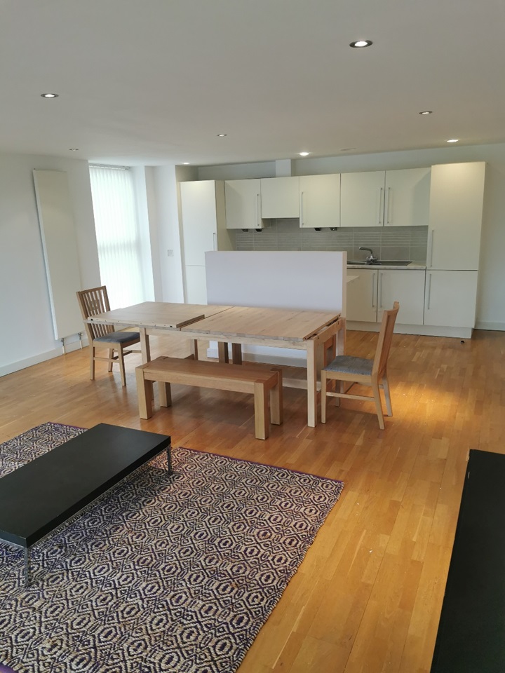 Salford 2 Bed Flat, N V Building, M50 To Rent Now for £1,400.00 p/m