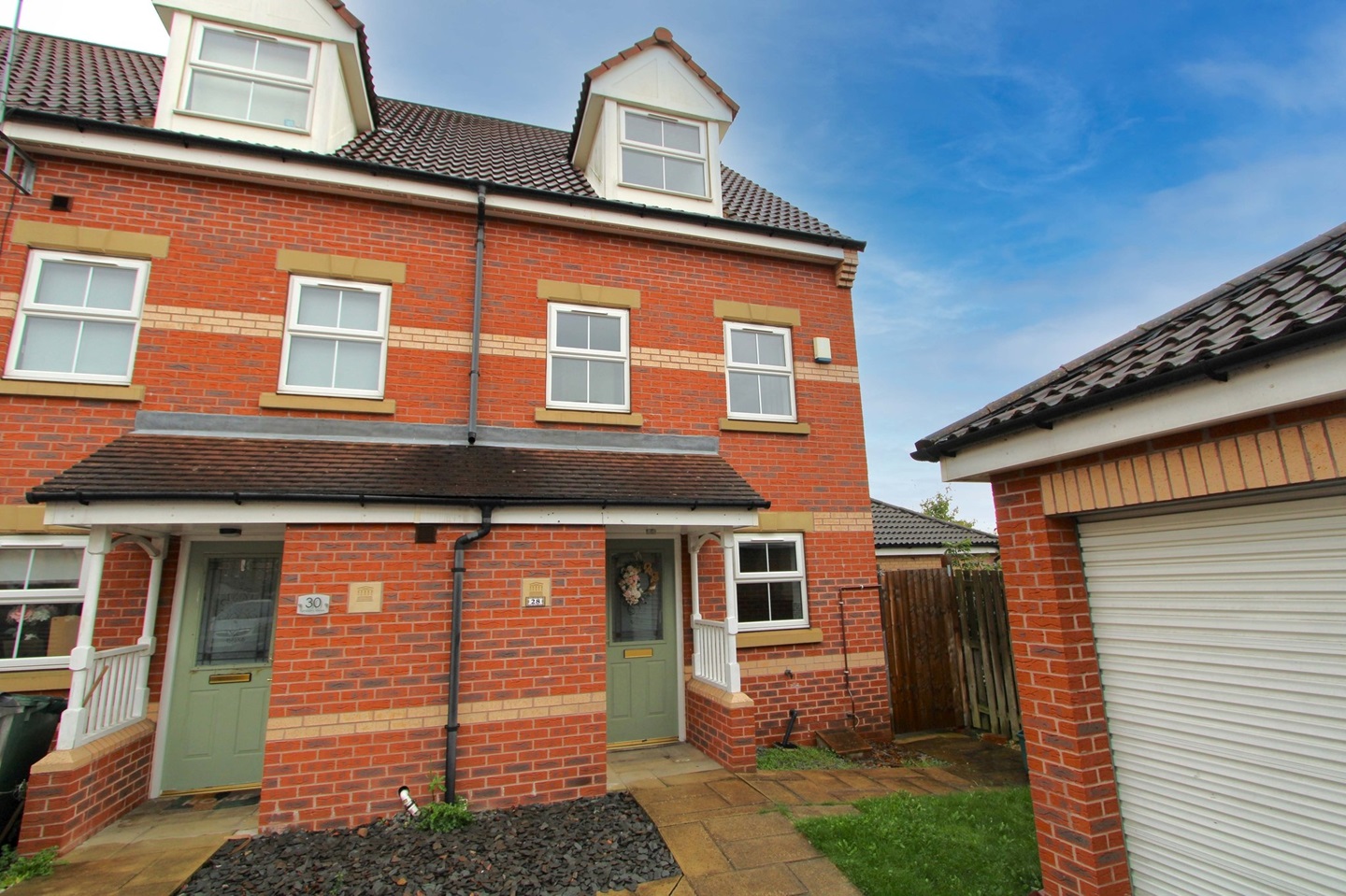 Stainforth 3 Bed SemiDetached House, Turnberry Mews, DN7 To Rent