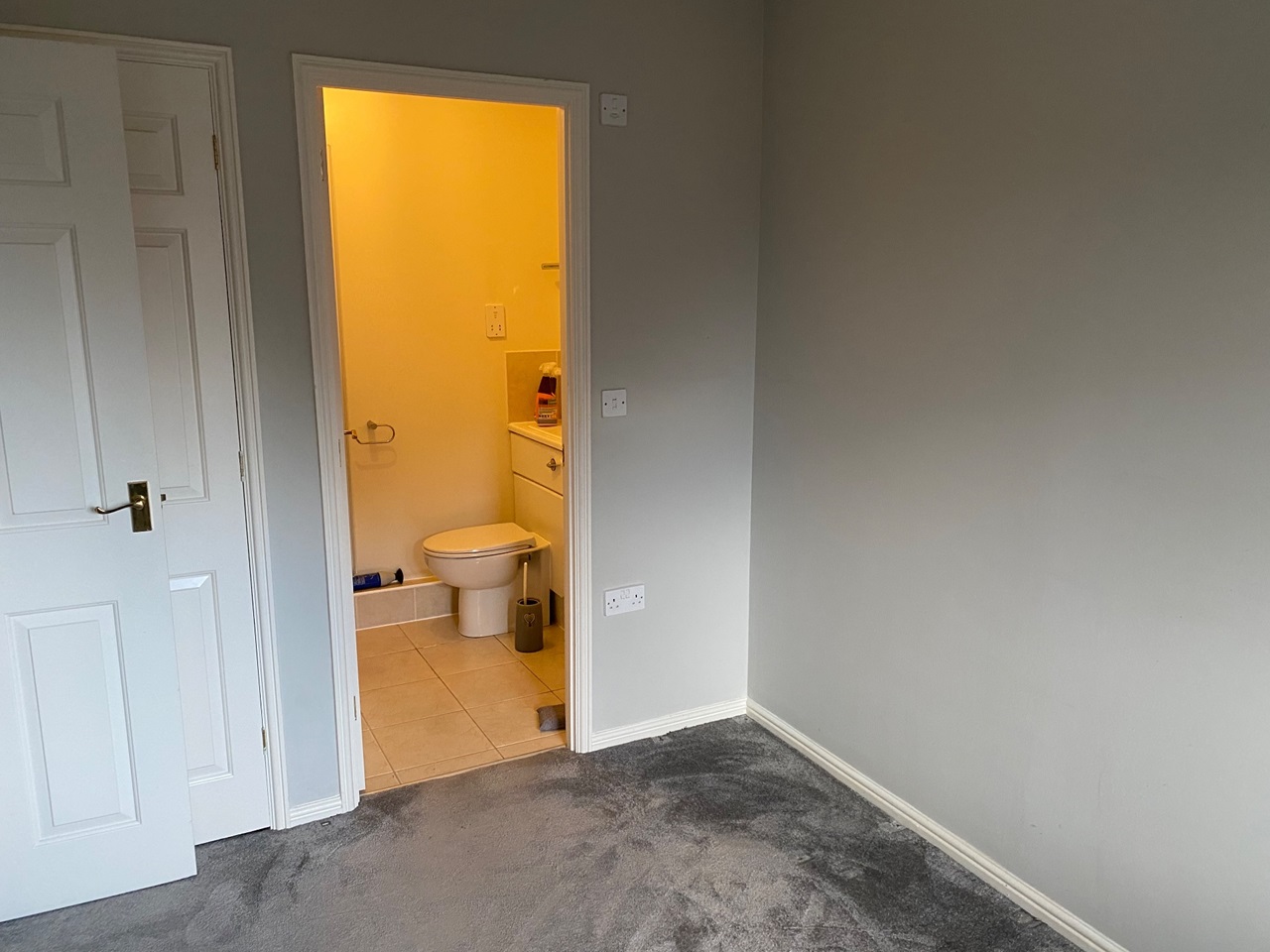 Elborough, WestonSuperMare 3 Bed SemiDetached House, Cedern Avenue