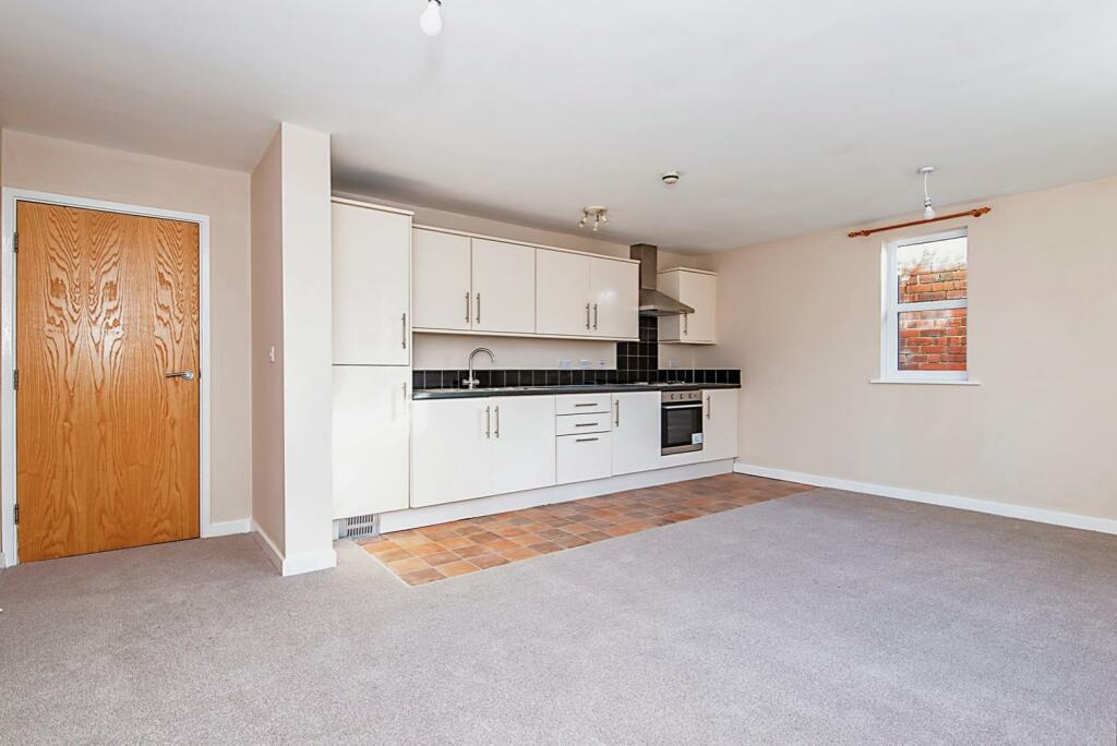 Sheffield 2 Bed Flat, Barkers House, S2 To Rent Now for £900.00 p/m