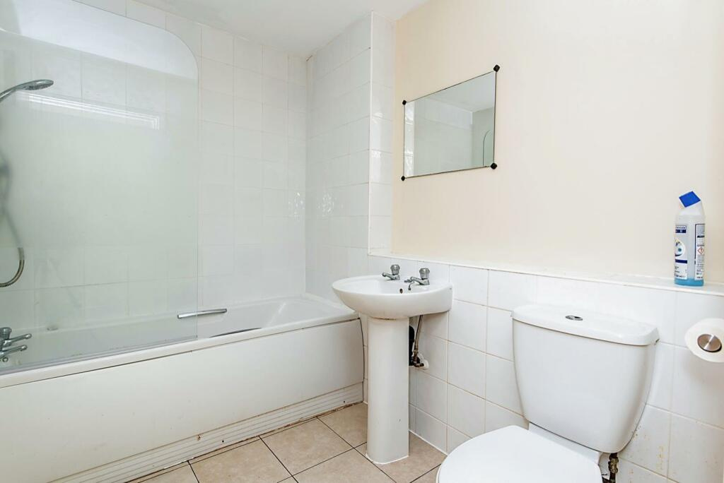 Sheffield 2 Bed Flat, Barkers House, S2 To Rent Now for £900.00 p/m