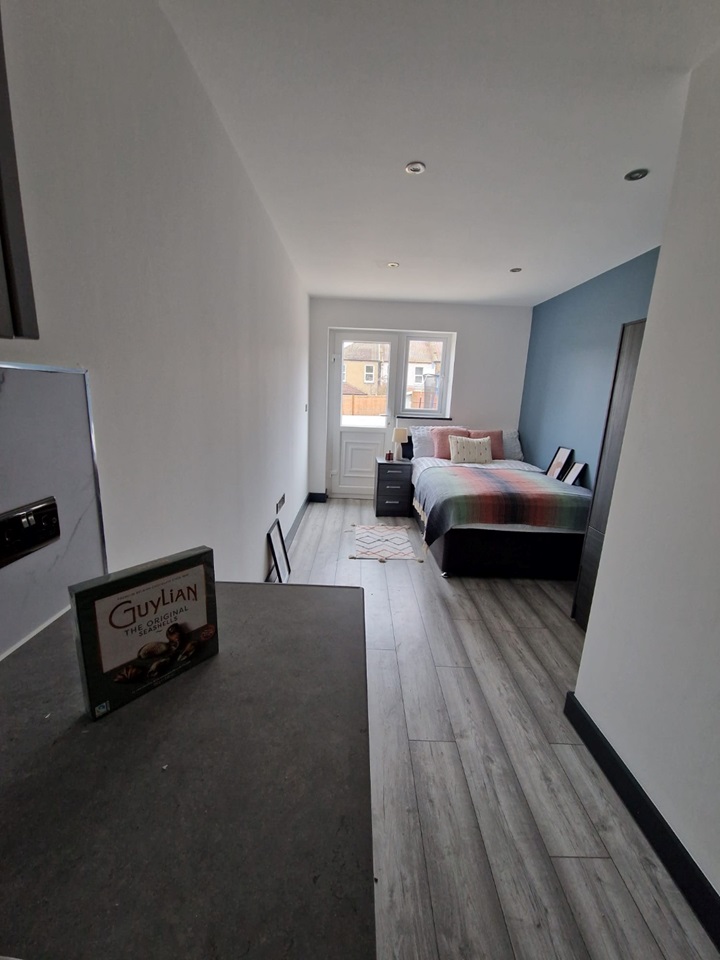 London Studio Flat, Eastwood Street, SW16 To Rent Now for £1,144.00 p/m