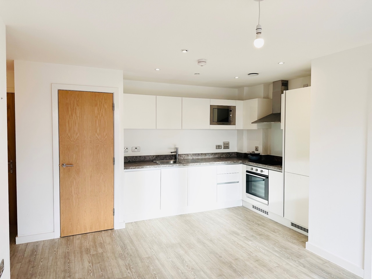 Salford 2 Bed Flat, Craven Street, M5 To Rent Now for £1,150.00 p/m