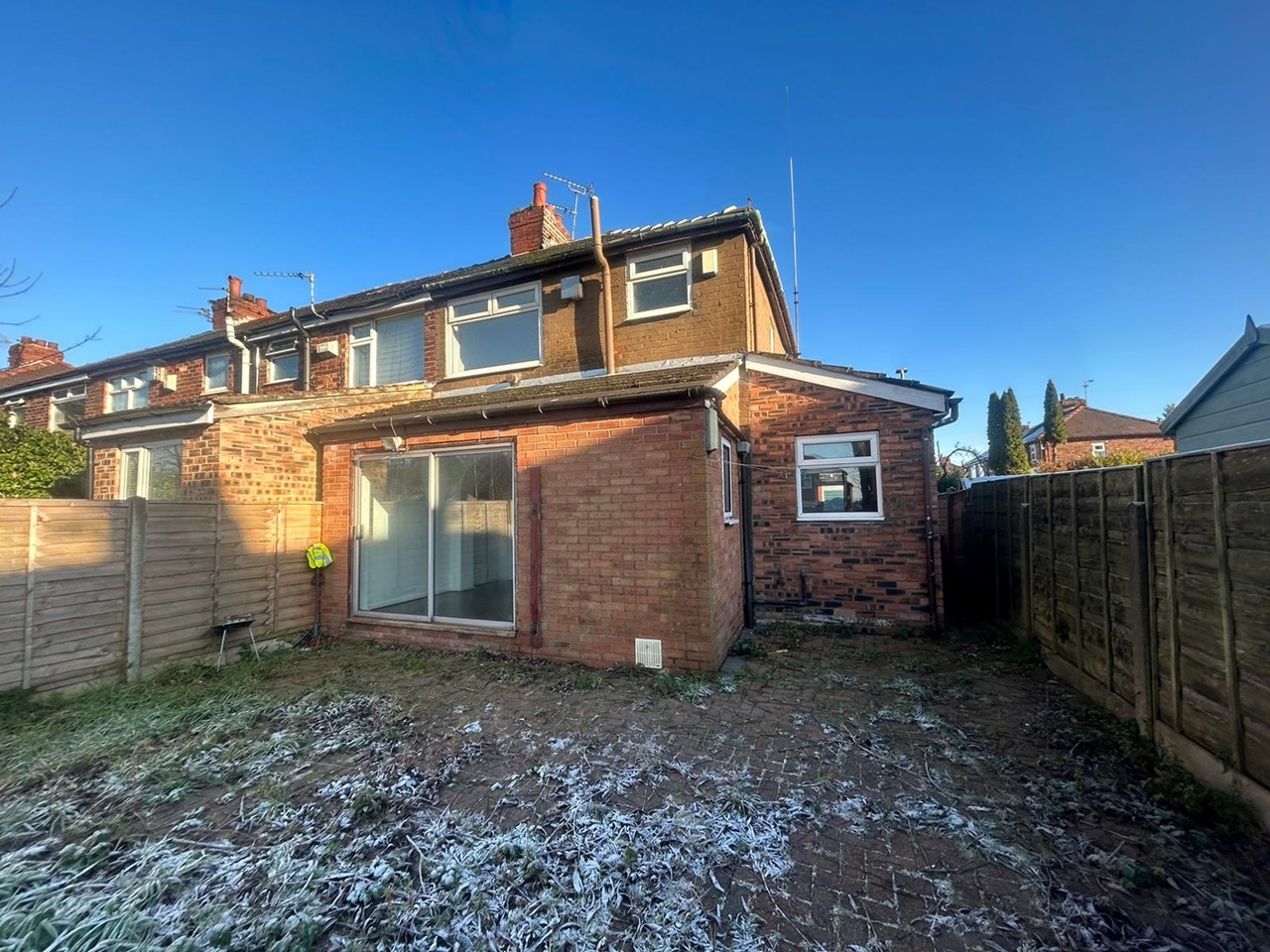 Droylsden, Manchester 2 Bed SemiDetached House, Arbor Grove, M43