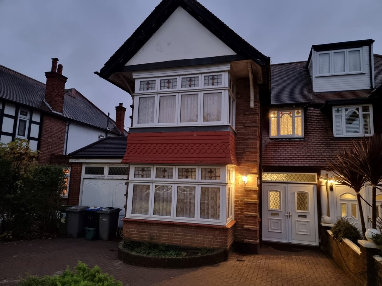 Wembley 4 Bed SemiDetached House, The Fairway, HA0 To Rent Now for