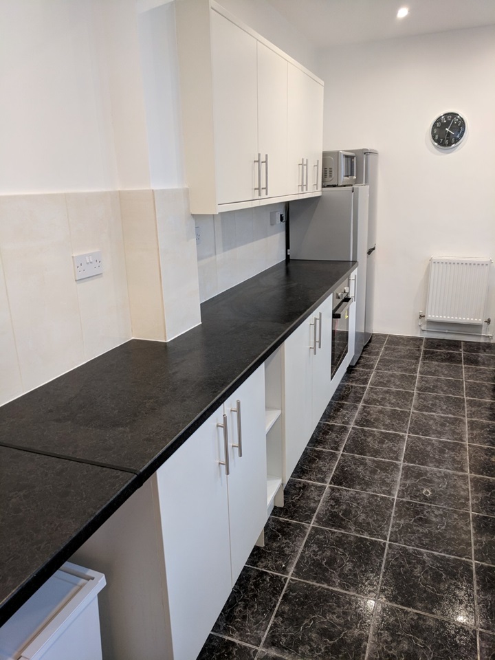 Walsall 4 Bed SemiDetached House, Bentley Lane, WS2 To Rent Now