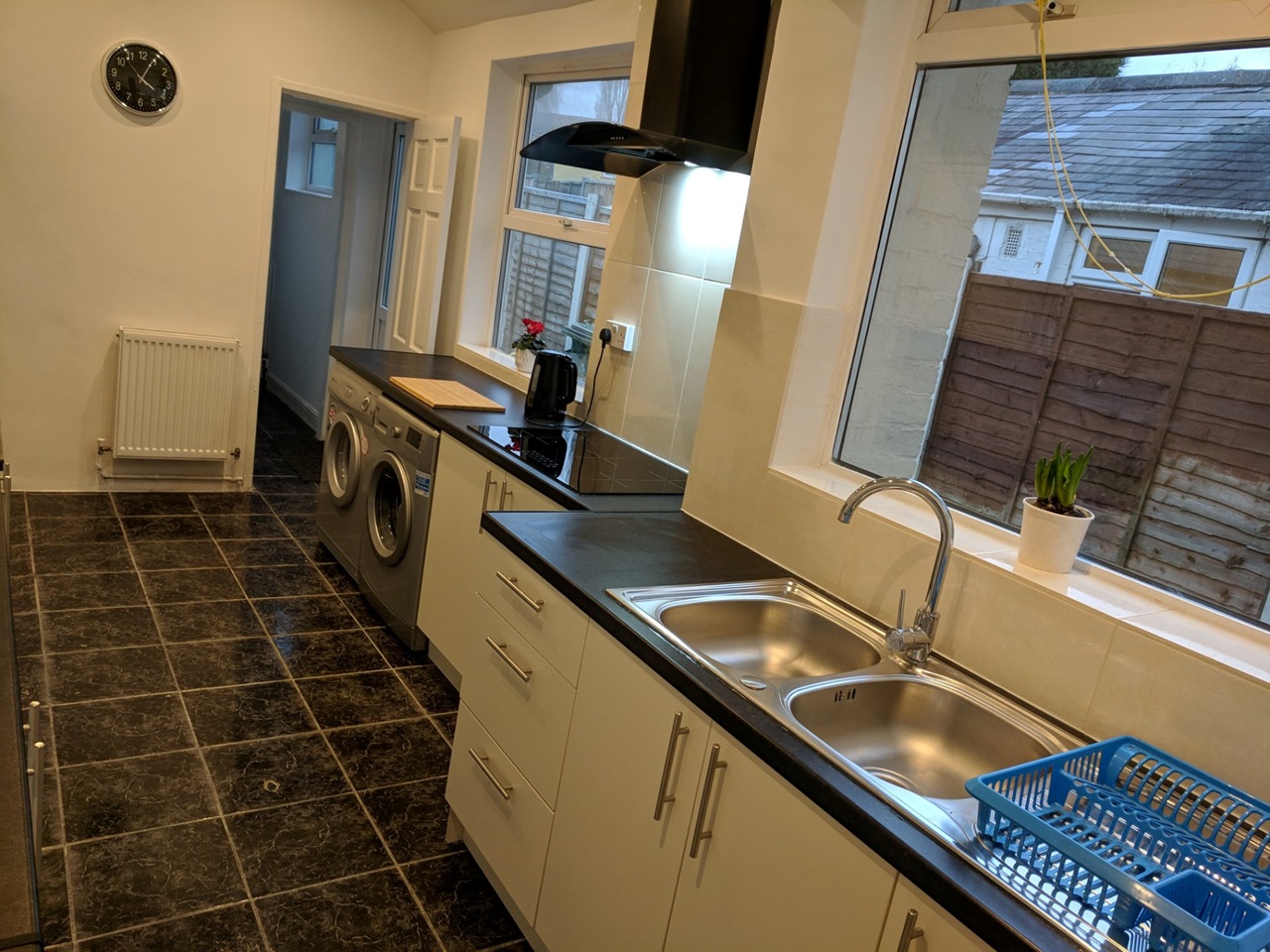 Walsall 4 Bed SemiDetached House, Bentley Lane, WS2 To Rent Now