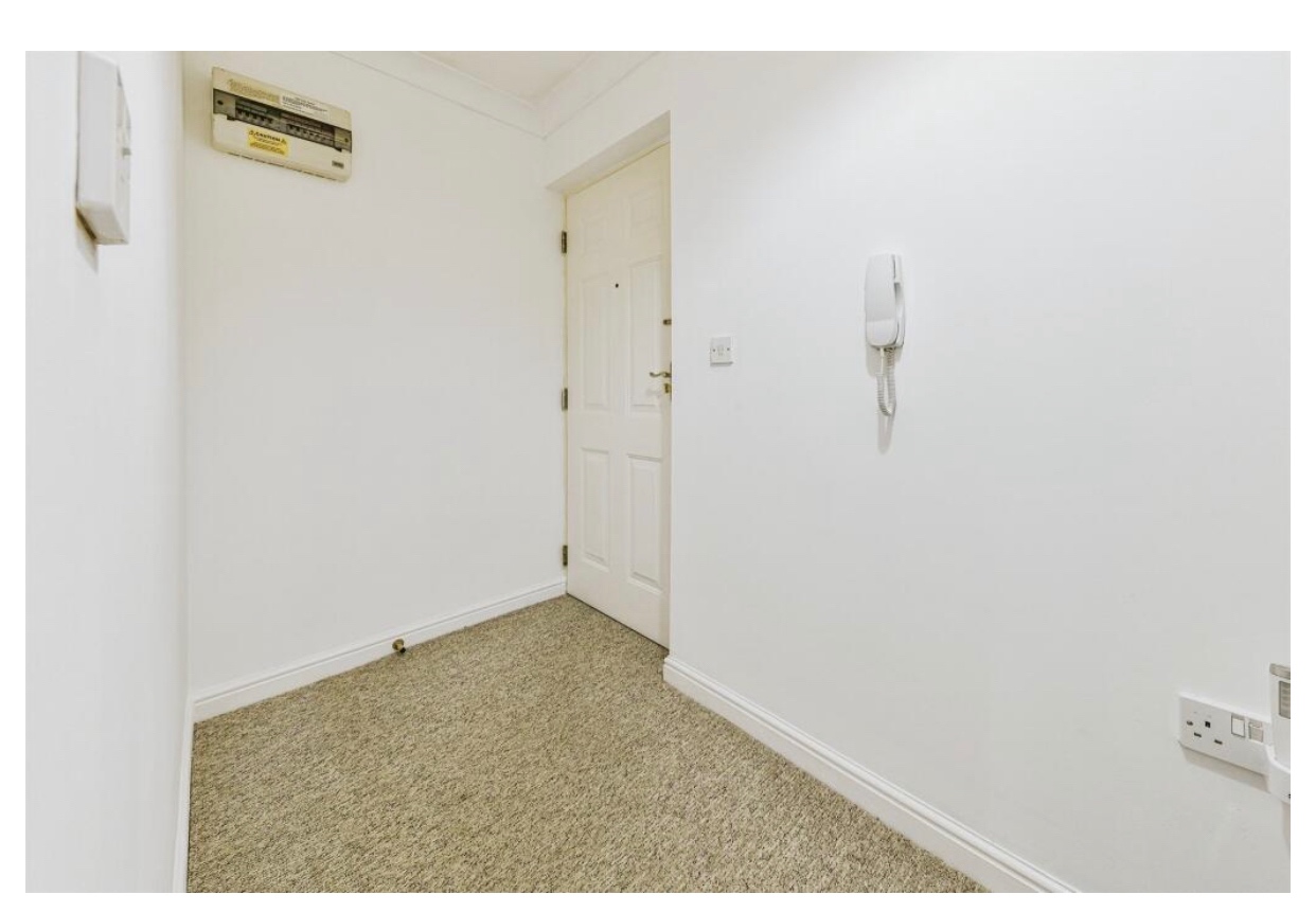 Stevenage 2 Bed Flat, Epsom Close, SG1 To Rent Now for £1,500.00 p/m