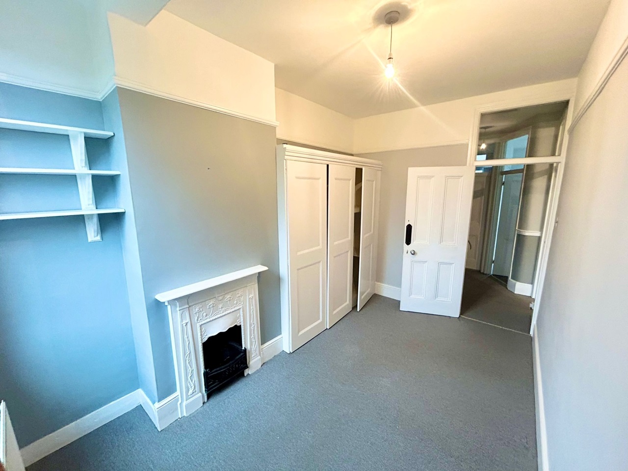 SouthendOnSea 4 Bed SemiDetached House, Road, SS2 To