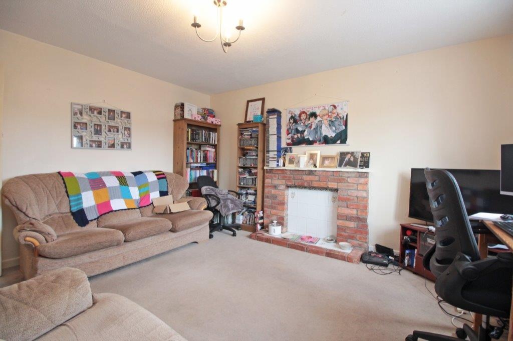 Burton, Christchurch 1 Bed Flat, Avon View Road, BH23 To Rent Now for £820.00 p/m