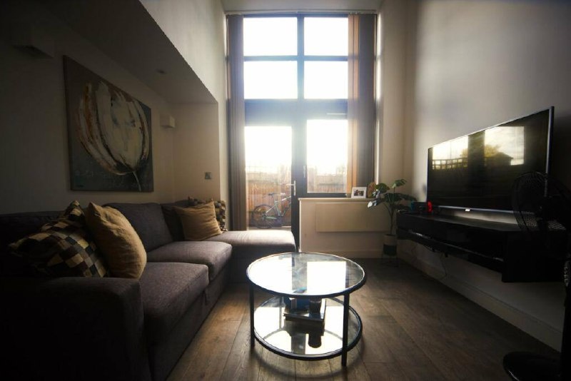 Slough 2 Bed Flat, Verona Apartments, SL1 To Rent Now for £1,650.00 p/m