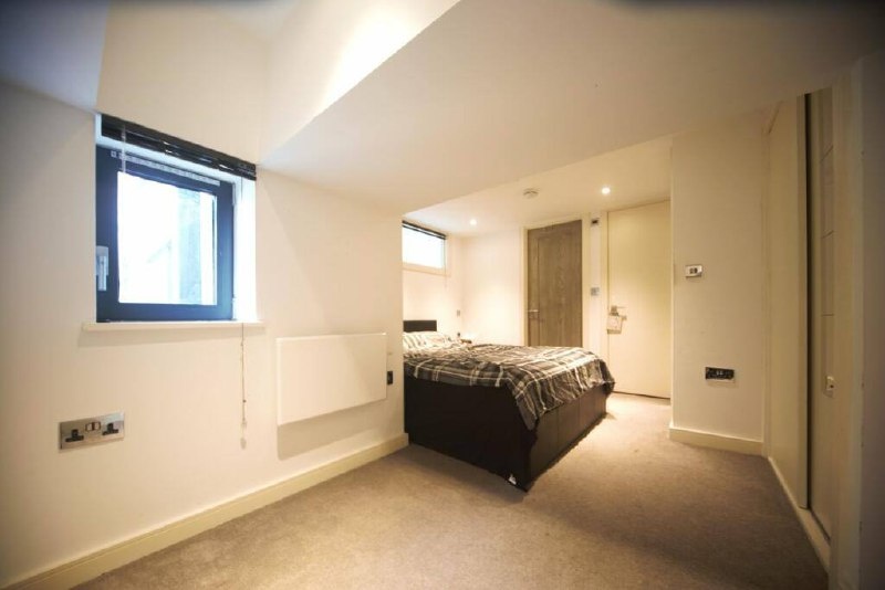 Slough 2 Bed Flat, Verona Apartments, SL1 To Rent Now for £1,650.00 p/m