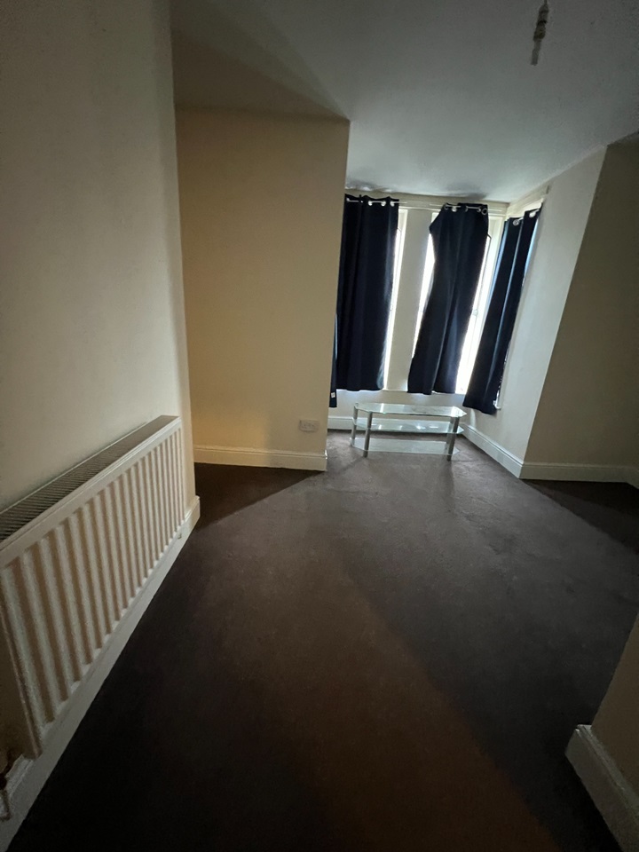 Newport 2 Bed Flat, Chepstow Road, NP19 To Rent Now for £725.00 p/m
