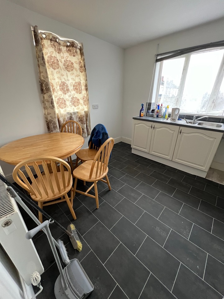 Newport 2 Bed Flat, Chepstow Road, NP19 To Rent Now for £725.00 p/m