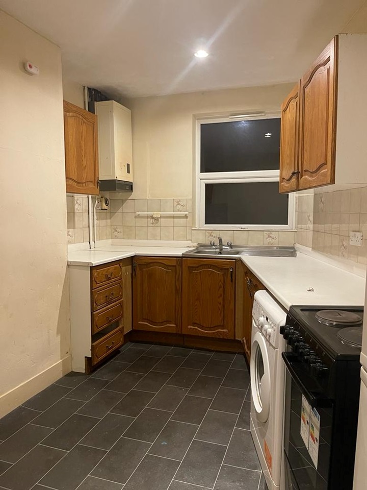 Harrow 3 Bed Flat, Blenheim Road, HA2 To Rent Now for £1,650.00 p/m