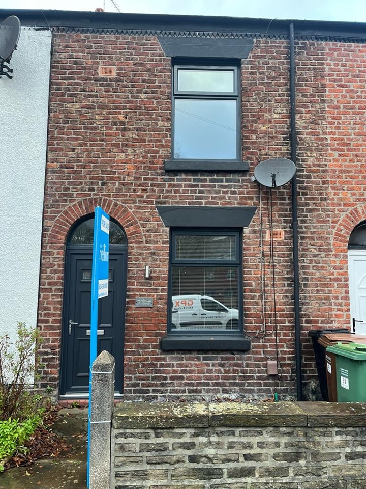 Stockport 2 Bed Terraced House, Chapel Street, SK7 To Rent Now for