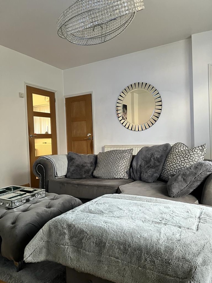 Darlaston 3 Bed SemiDetached House, Avenue Road, WS10 To Rent Now