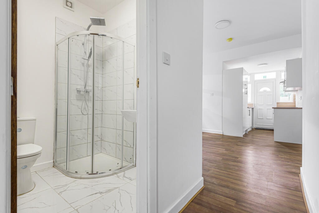 Manchester 2 Bed Flat, Wilbraham Road, M21 To Rent Now for £1,300.