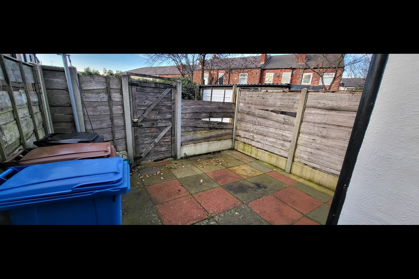 Stockport 2 Bed Terraced House, Church Street, SK4 To Rent Now for