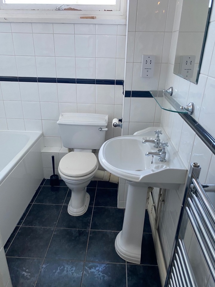 Bromley 2 Bed Flat, Vaughan Lodge, BR2 To Rent Now for £1,500.00 p/m