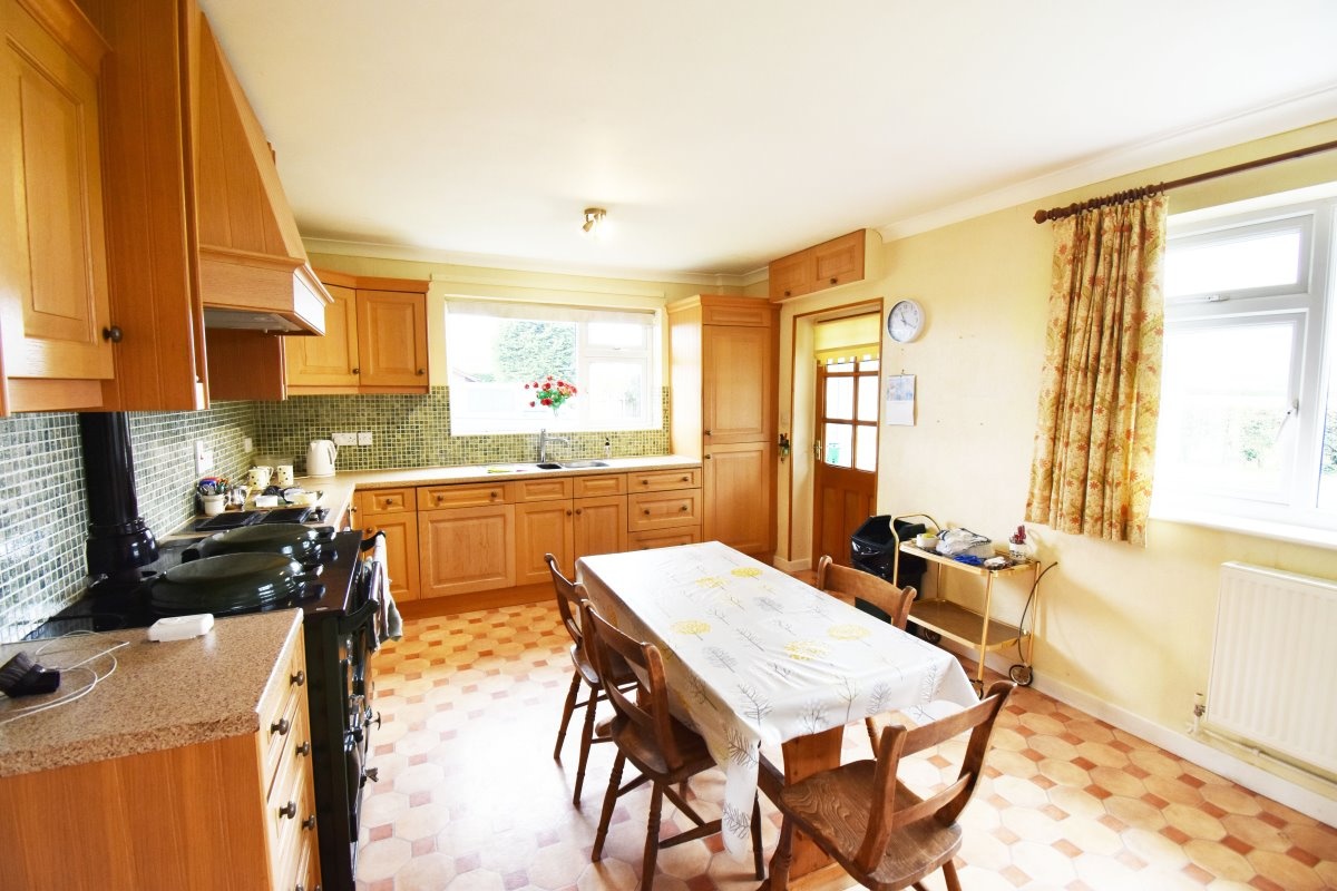Marden, Hereford 3 Bed Bungalow, Clovelly Lodge, HR1 To Rent Now