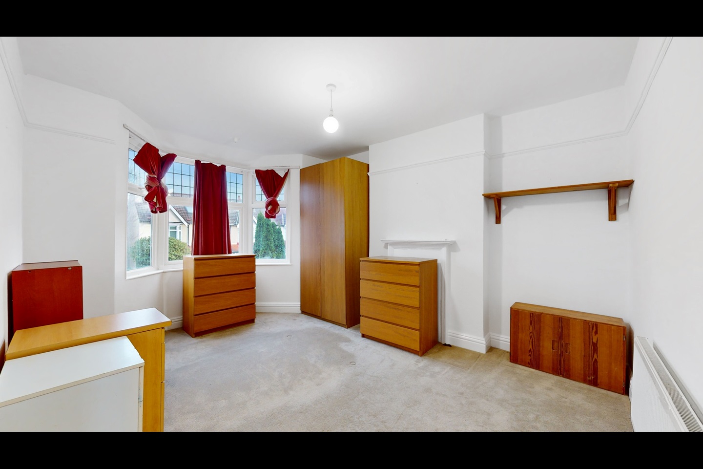 London 4 Bed SemiDetached House, Camberley Avenue, SW20 To Rent