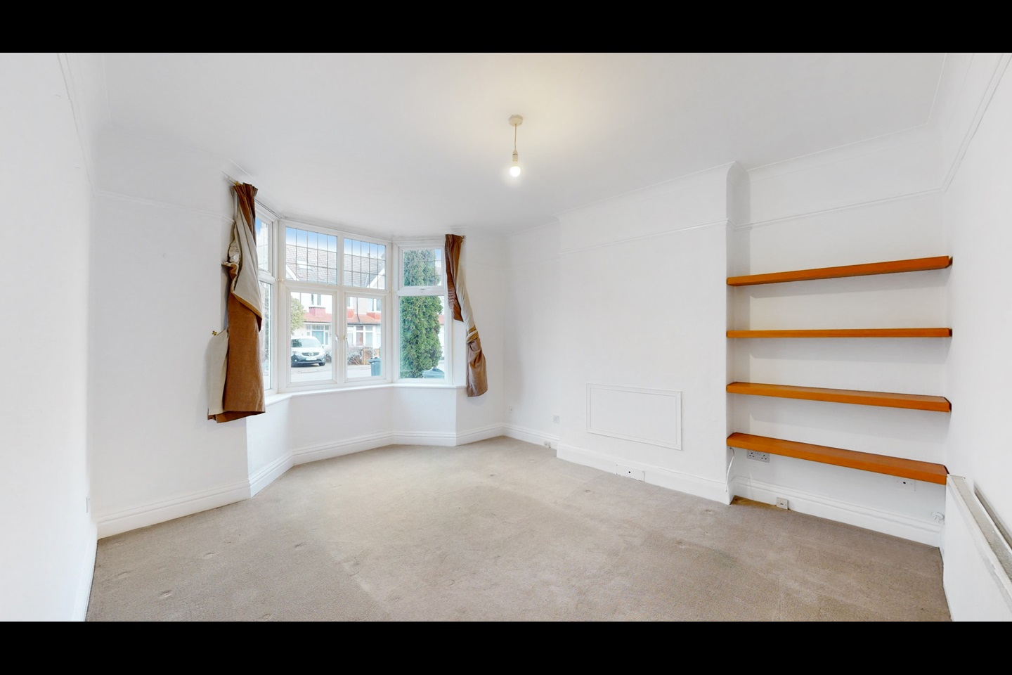 London 4 Bed SemiDetached House, Camberley Avenue, SW20 To Rent