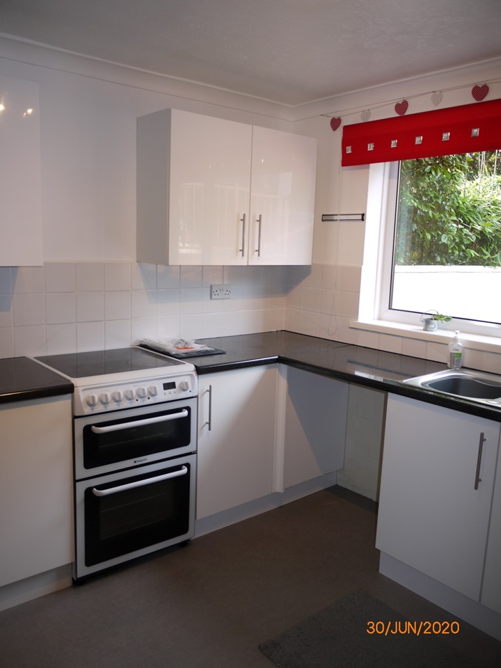 Penryn 3 Bed SemiDetached House, Bohelland Road, TR10 To Rent Now