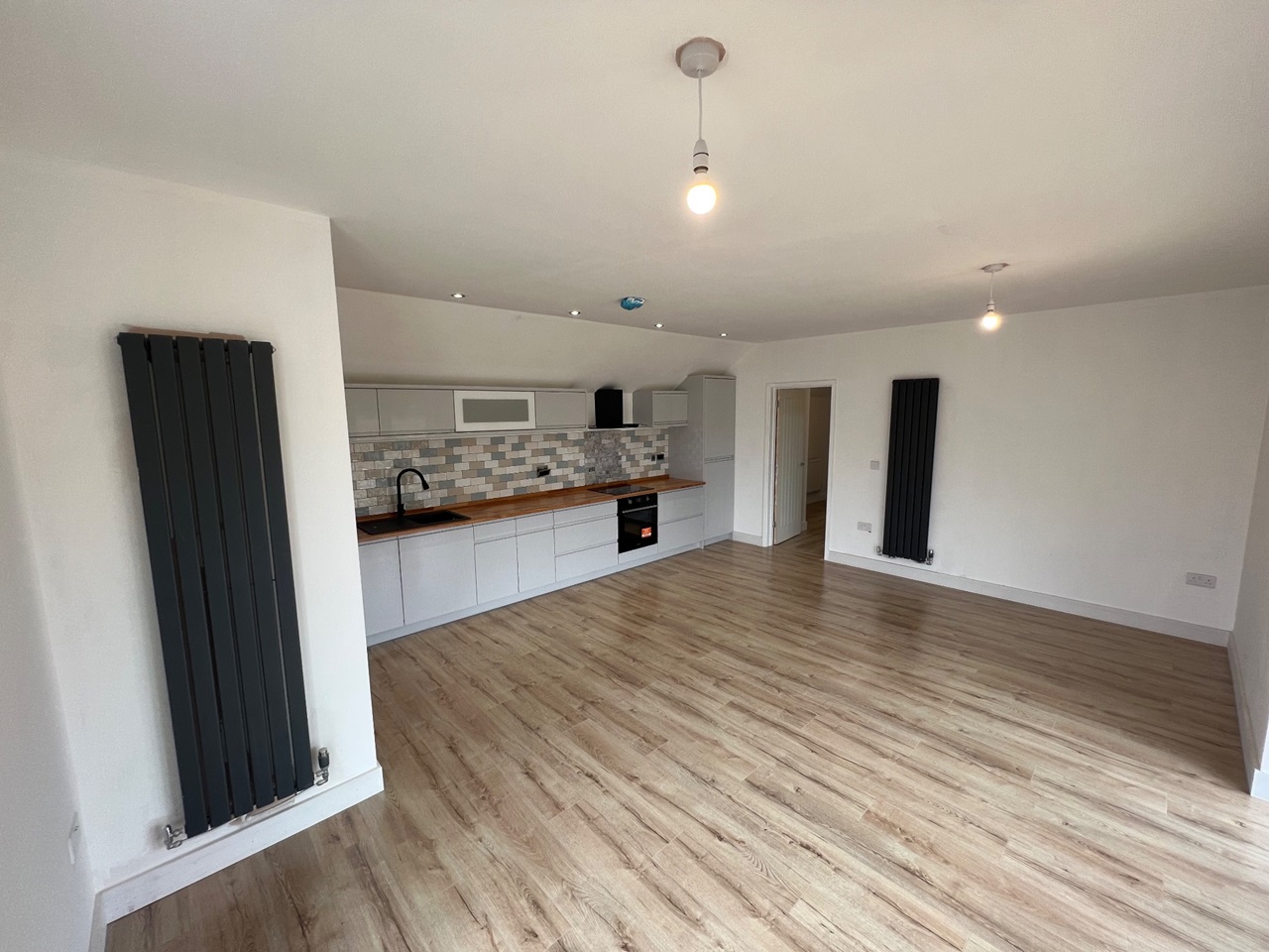 Selston 2 Bed Bungalow, Annesley Lane, NG16 To Rent Now for £1,300.