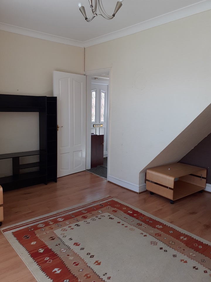 Farnworth, Bolton 2 Bed SemiDetached House, Broadway, BL4 To Rent