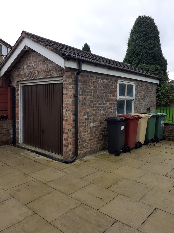 Farnworth, Bolton 2 Bed SemiDetached House, Broadway, BL4 To Rent