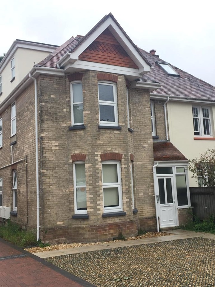 Upton, Poole 1 Bed Flat, Poole Road, BH16 To Rent Now for £1,150.00 p/m