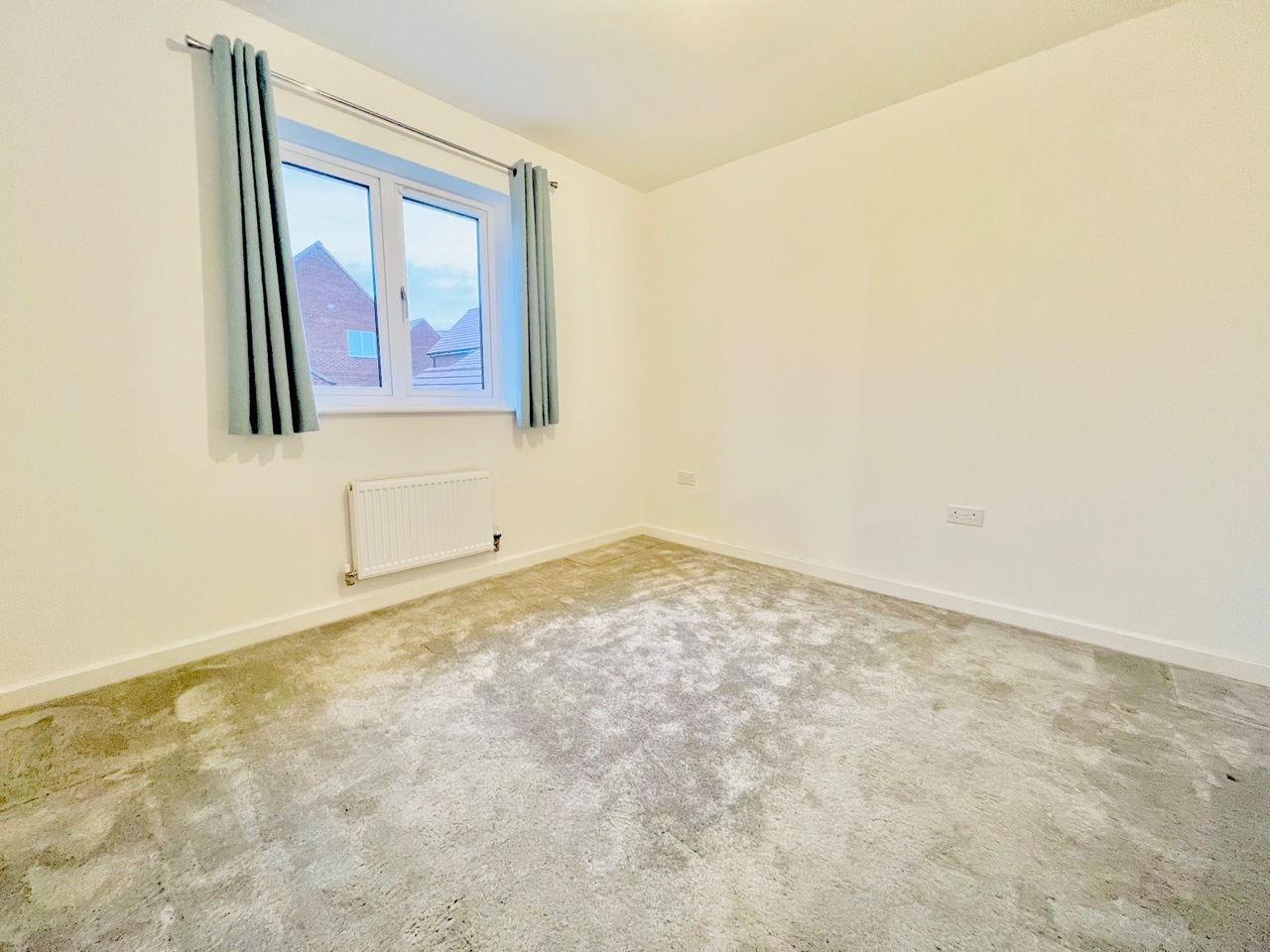 Amesbury 4 Bed Detached House, Amesbury, SN4 To Rent Now for £1,600