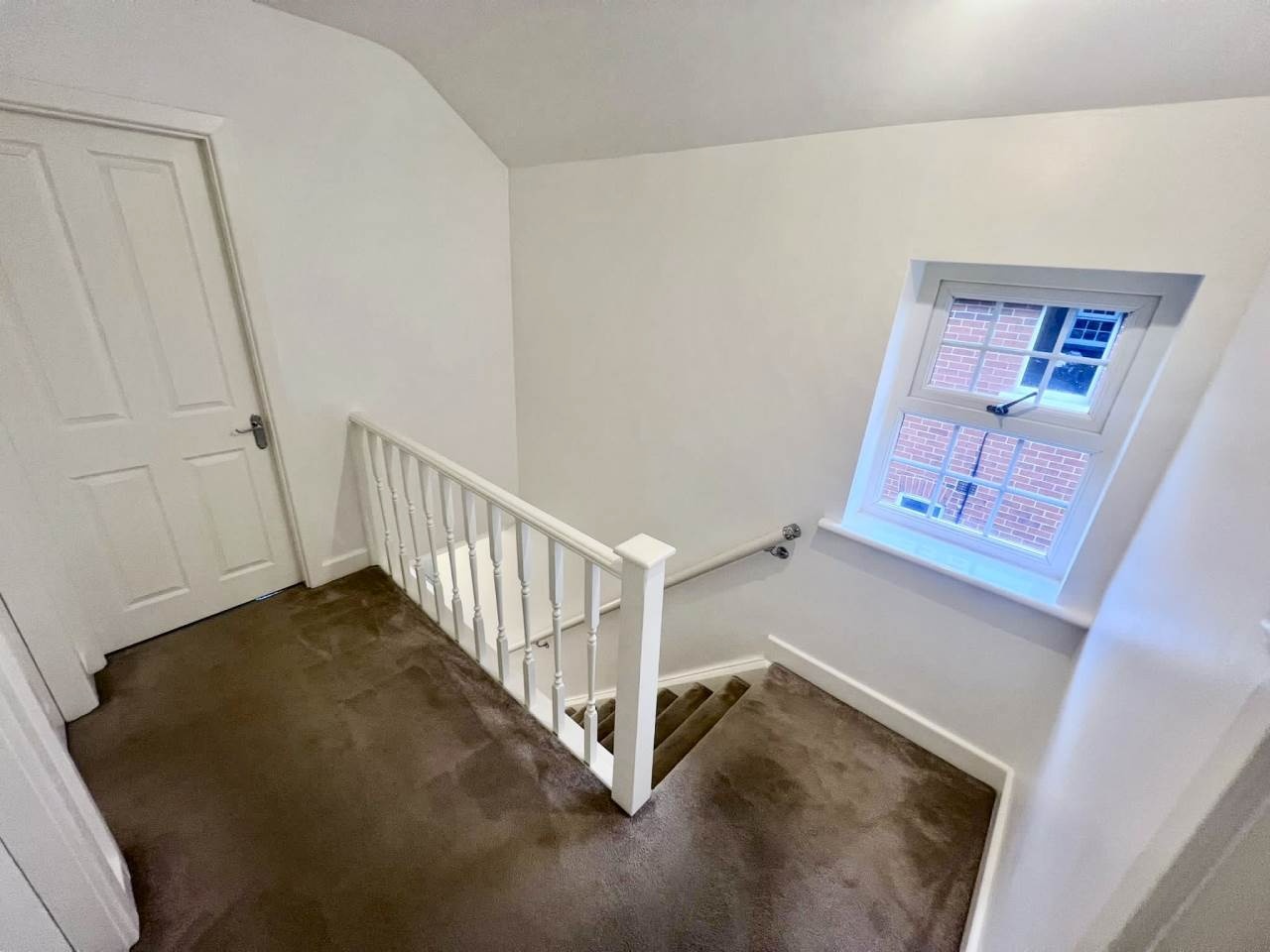 Birdwell, Barnsley 3 Bed SemiDetached House, Worsbrough Road, S70