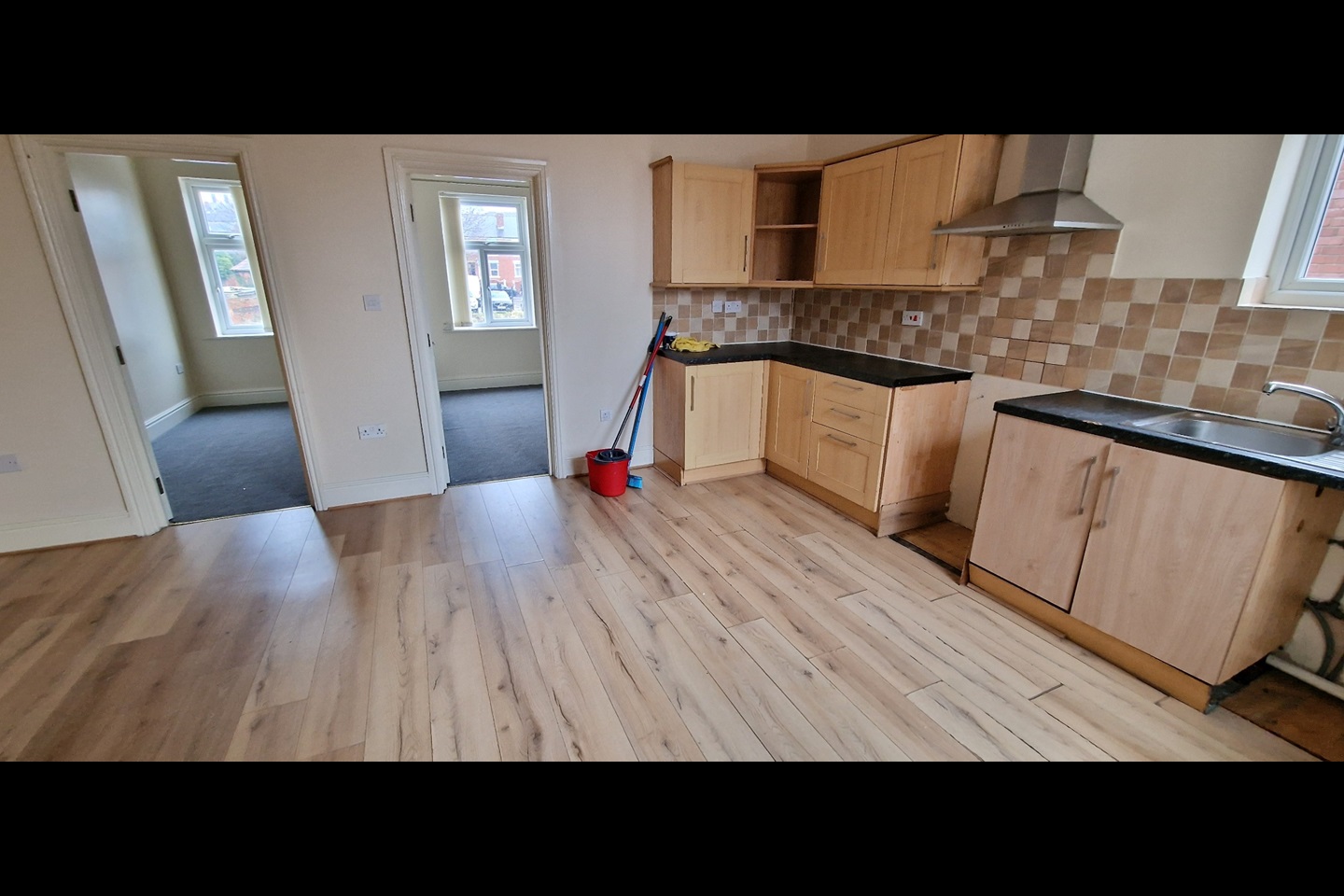 Rotherham 2 Bed Flat, Fitzwilliam Rd, S65 To Rent Now for £550.00 p/m