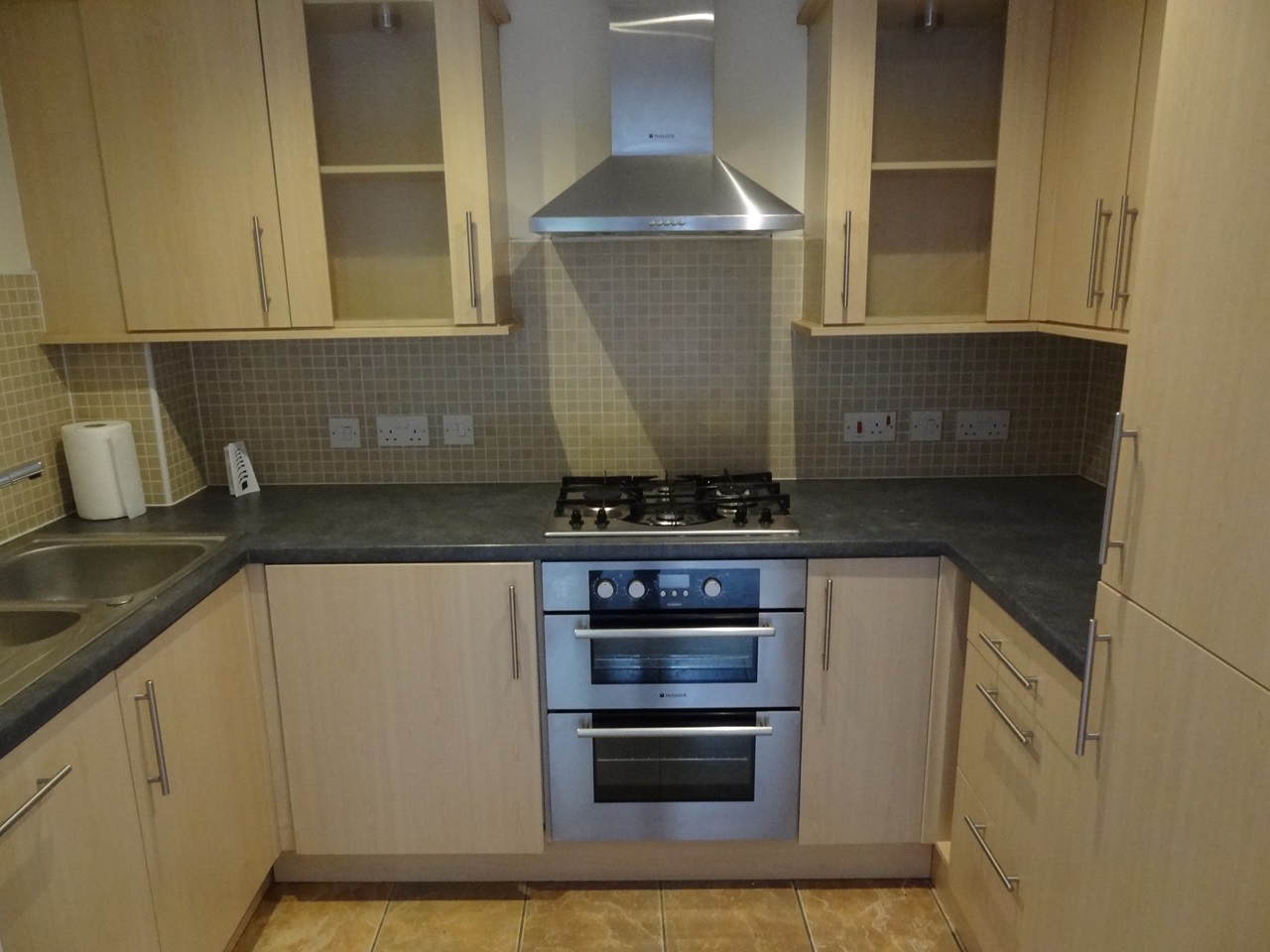 Gamston, Nottingham 2 Bed Terraced House, Bramley Court, NG2 To