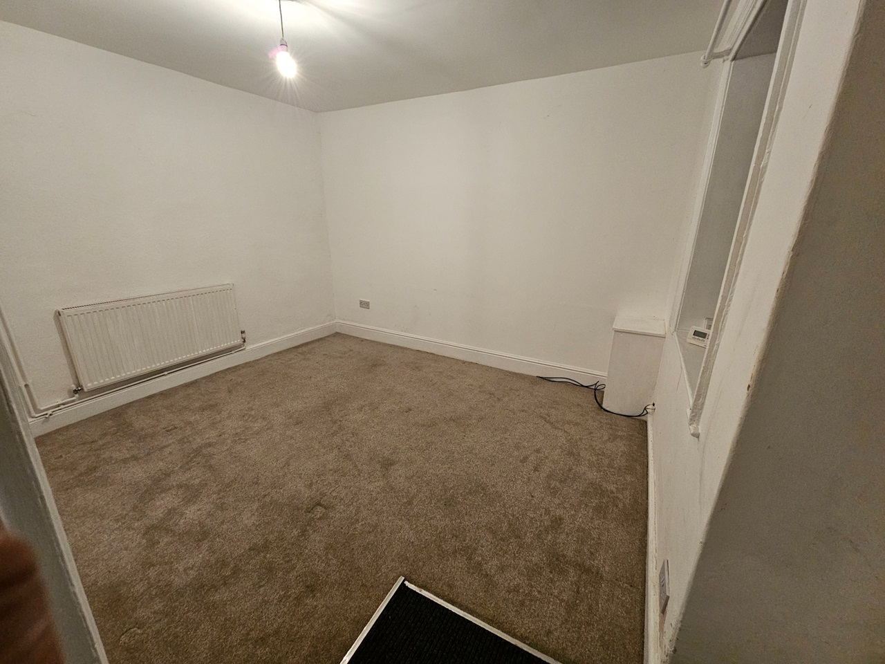 Eckington S21 2 Bed End Terrace, High Street, S21 To Rent Now for £