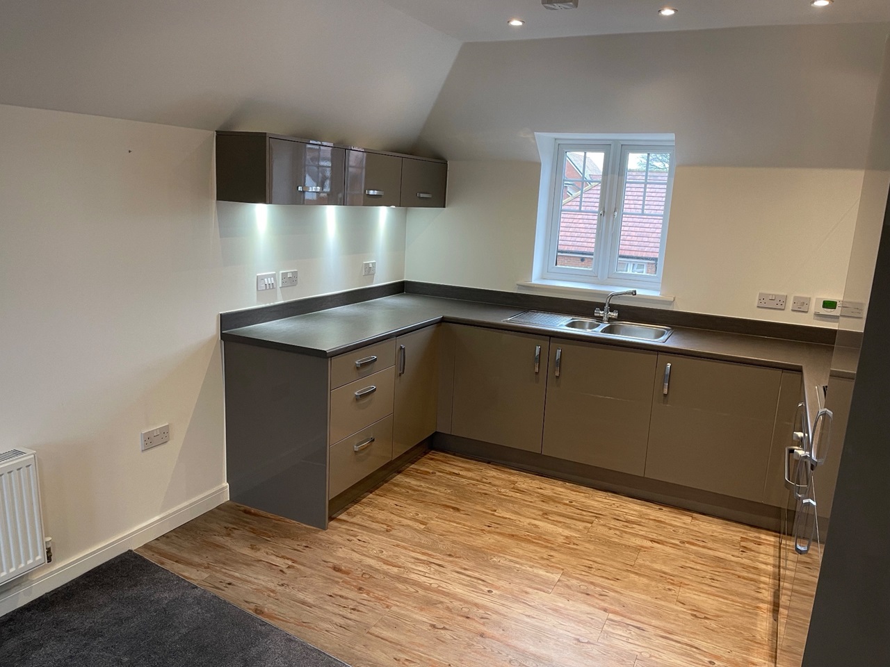 Barming, Maidstone 2 Bed Flat, Barming Walk, ME16 To Rent Now for £