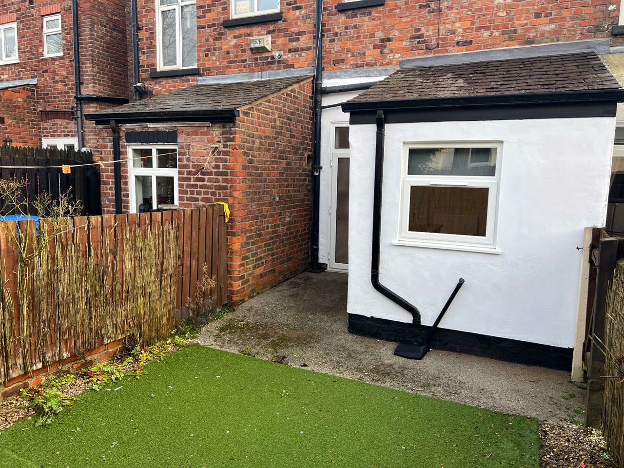 Stockport 2 Bed Terraced House, Caistor Street, SK1 To Rent Now for