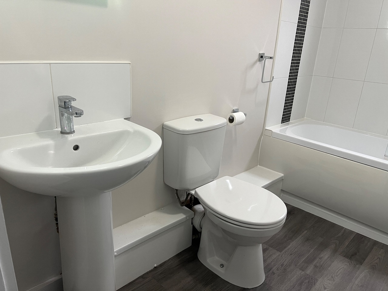 Stockport 2 Bed Terraced House, Caistor Street, SK1 To Rent Now for